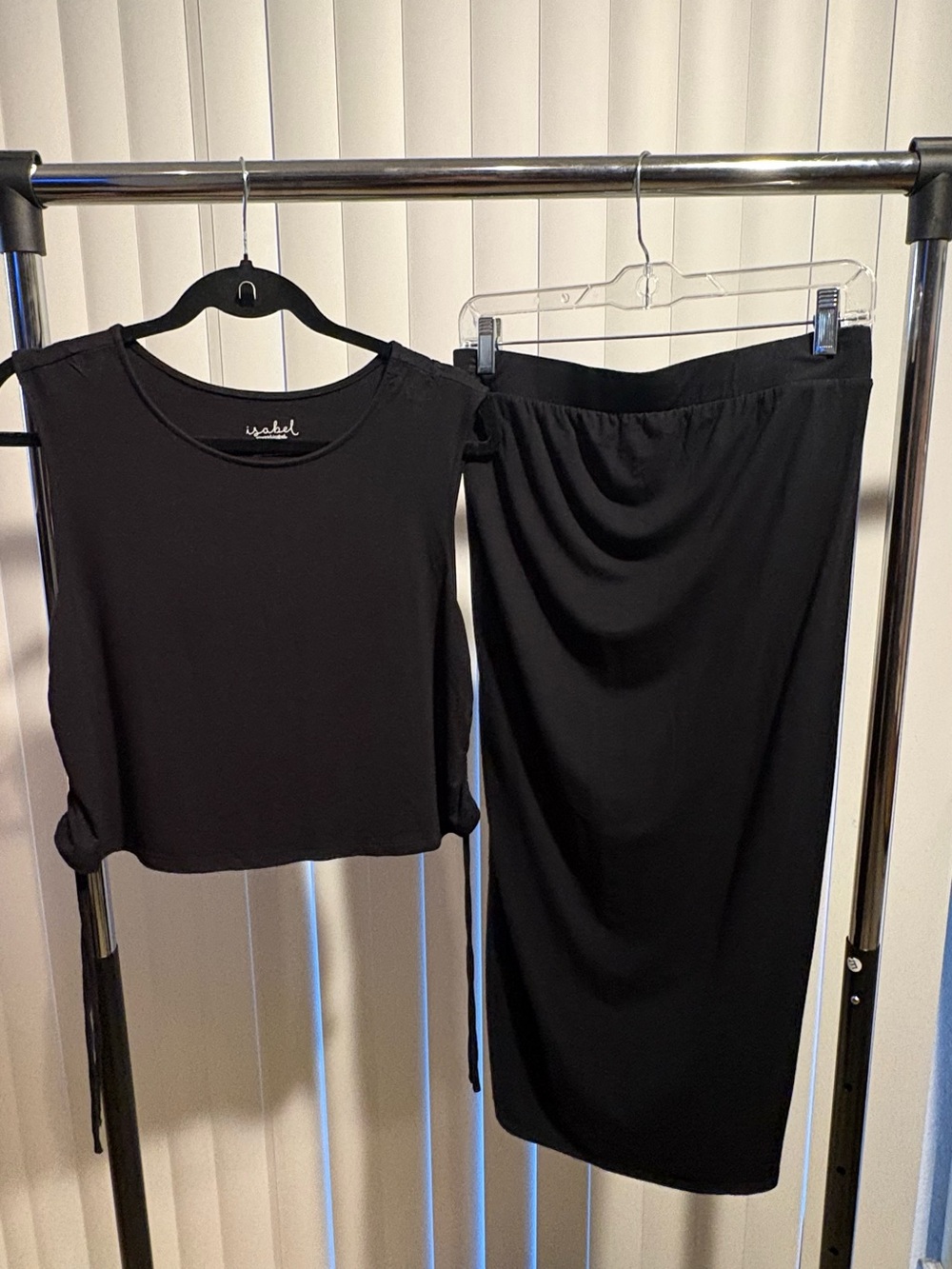 Isabel Maternity by Ingrid & Isabel Black Midi Skirt